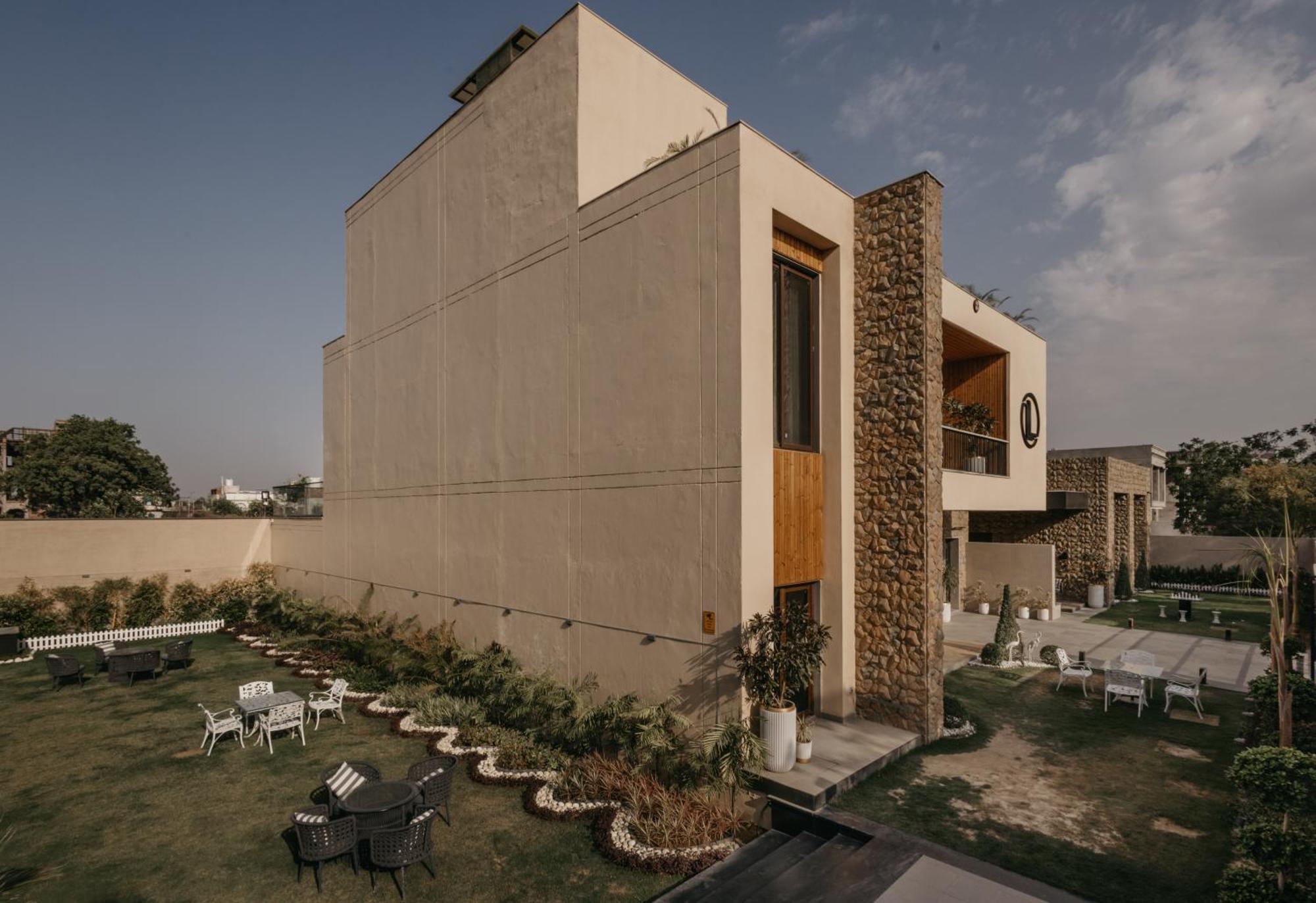 Luxury Lofts Otel Amritsar Dış mekan fotoğraf