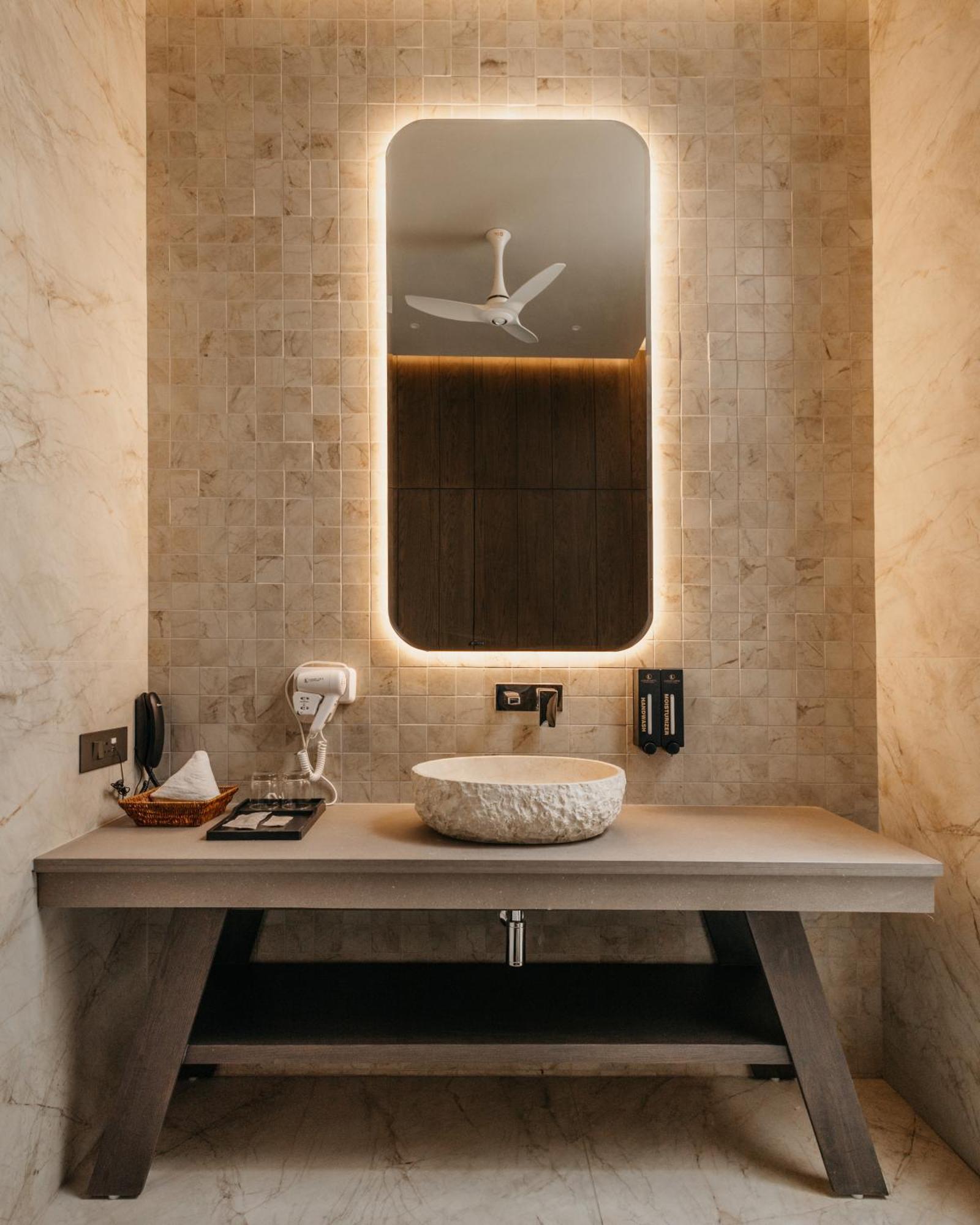 Luxury Lofts Otel Amritsar Dış mekan fotoğraf